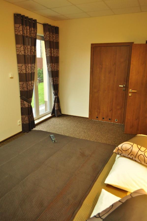 Villa B&B Varšava Exteriér fotografie