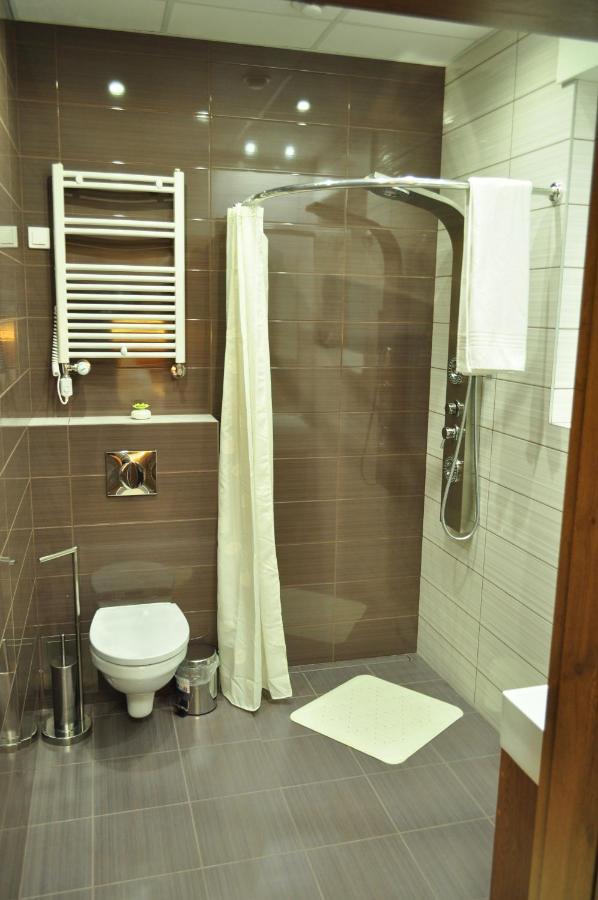Villa B&B Varšava Exteriér fotografie